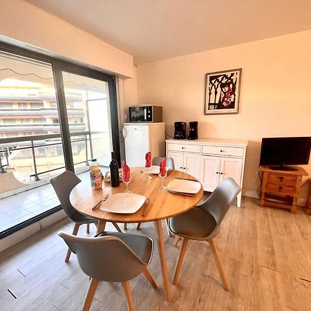 Appartement 2P, 4 Couchages, Terrasse Et Salon De Jardin A 200M De La Plage, Frejus - Fr-1-226A-22 ภายนอก รูปภาพ