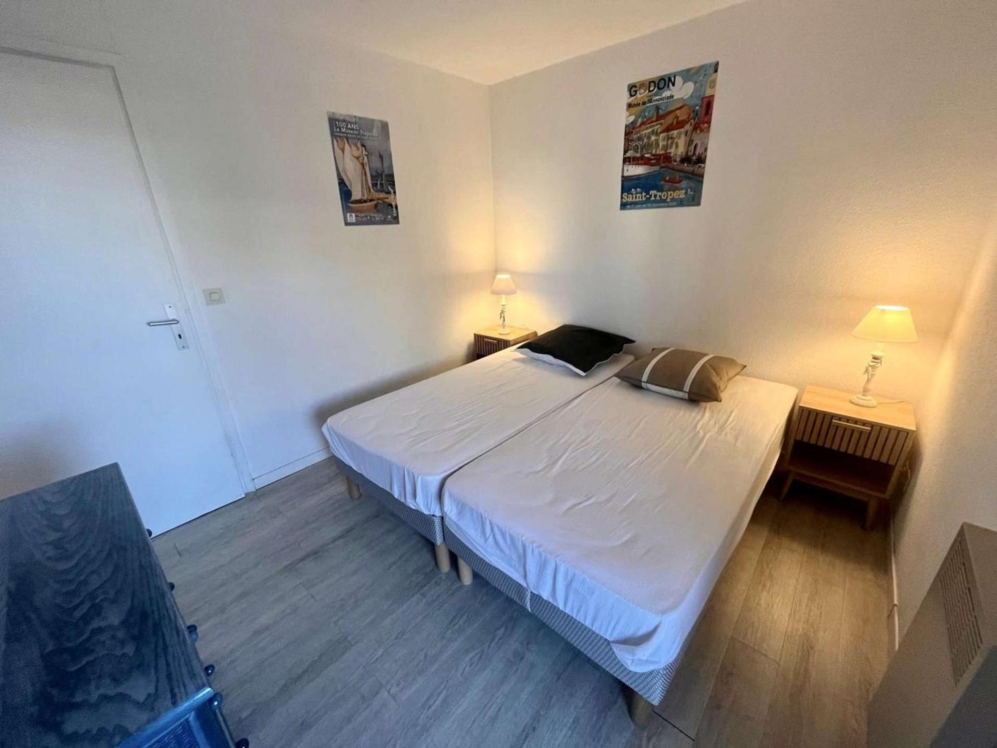 Appartement 2P, 4 Couchages, Terrasse Et Salon De Jardin A 200M De La Plage, Frejus - Fr-1-226A-22 ภายนอก รูปภาพ